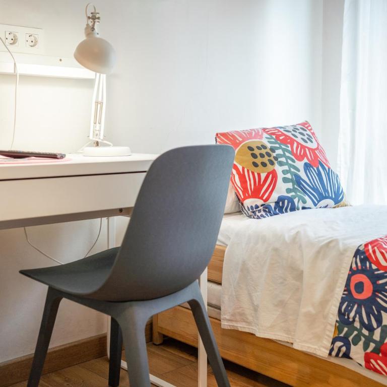 Life Magenta Gijón - Habitación Triple con vistas a la ciudad - 6