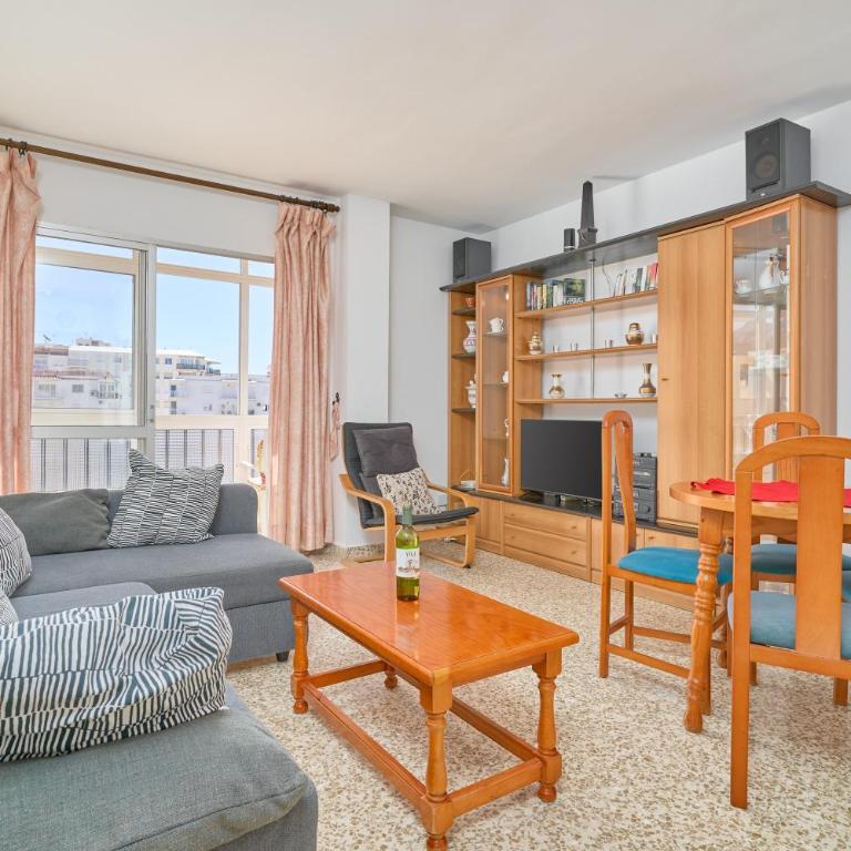 Albaida 2 5J - Apartamento Superior con vistas a la ciudad - 4