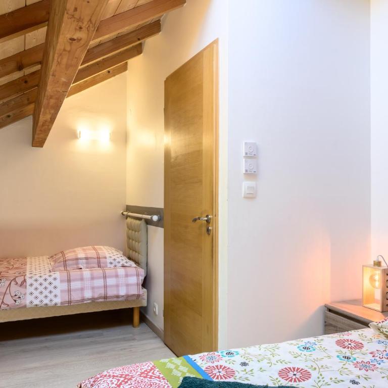Gîte Du Lac à Gerardmer Vue Lac - Appartement 2 Chambres Deluxe avec Balcon - 15