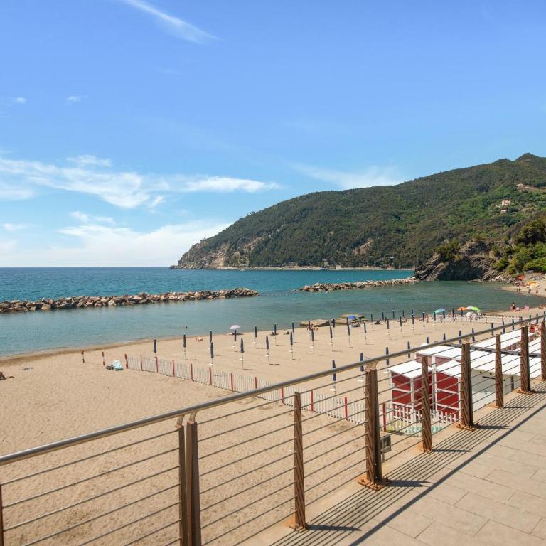 Un'oasi al Mare - Appartamento Deluxe con 2 Camere da Letto e Vista Giardino - 26