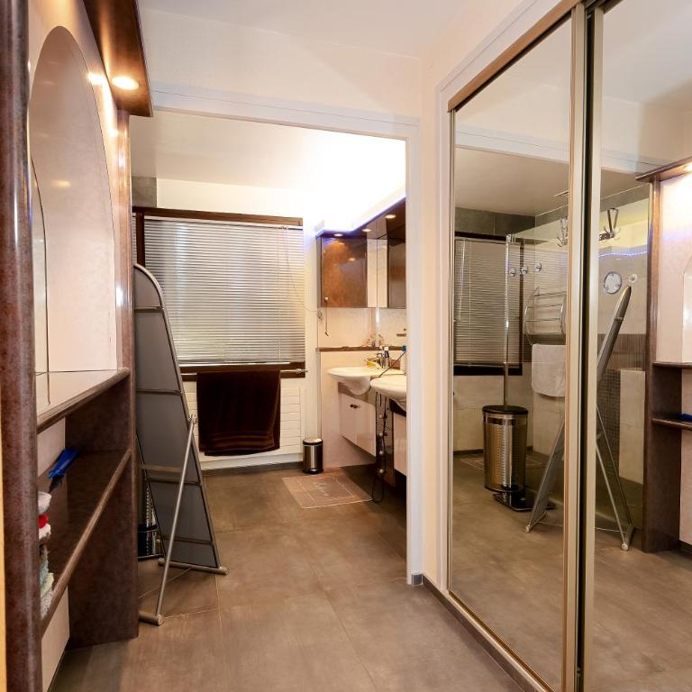 Maison avec Piscine, Spa et Jacuzzi - Maison de Vacances - 24