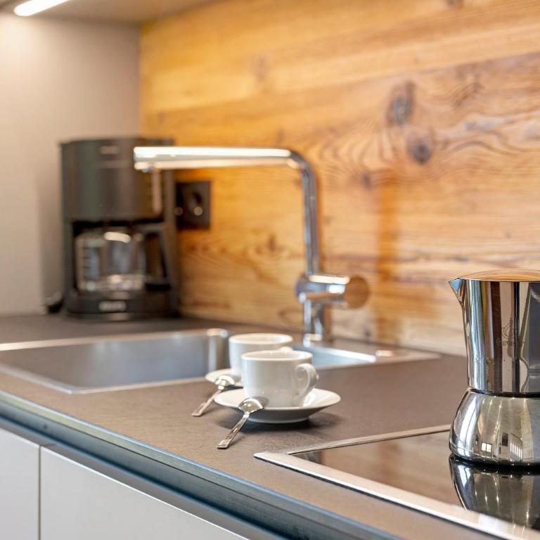 Baumannhof Villnöß - Apartamento Deluxe de 2 dormitorios con vistas al jardín - 5