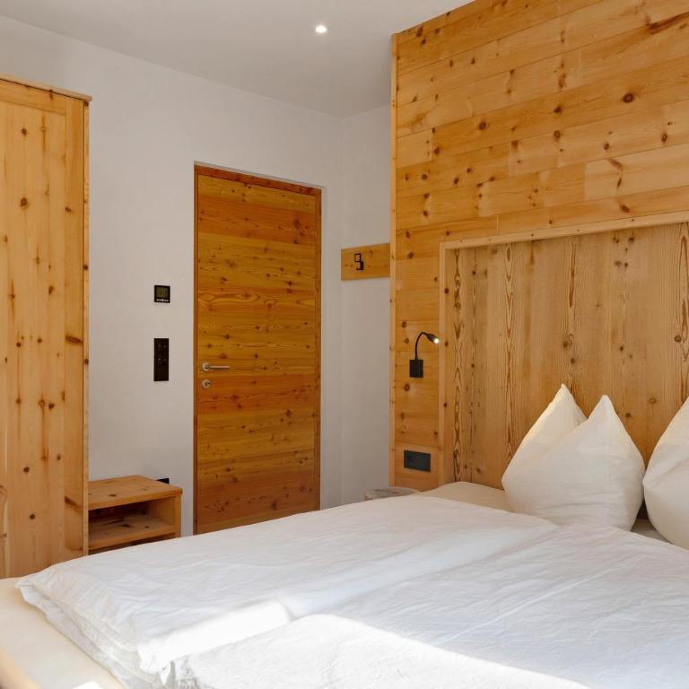 Baumannhof Villnöß - Apartamento Deluxe de 2 dormitorios con vistas al jardín - 15