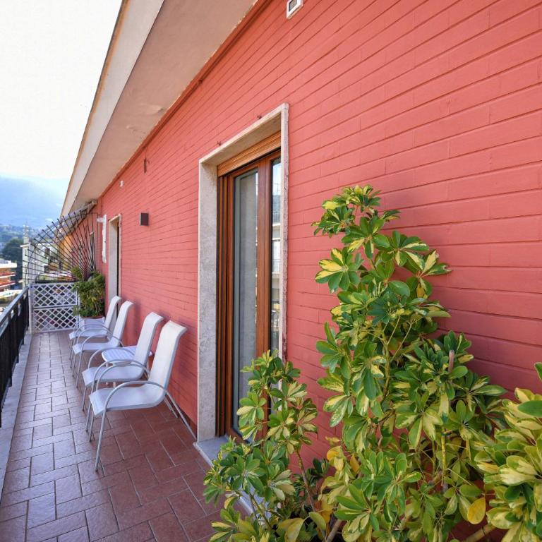 AMORE RENTALS - Casa Clara - Appartamento con 2 Camere da Letto e Vista Oceano Parziale - 3