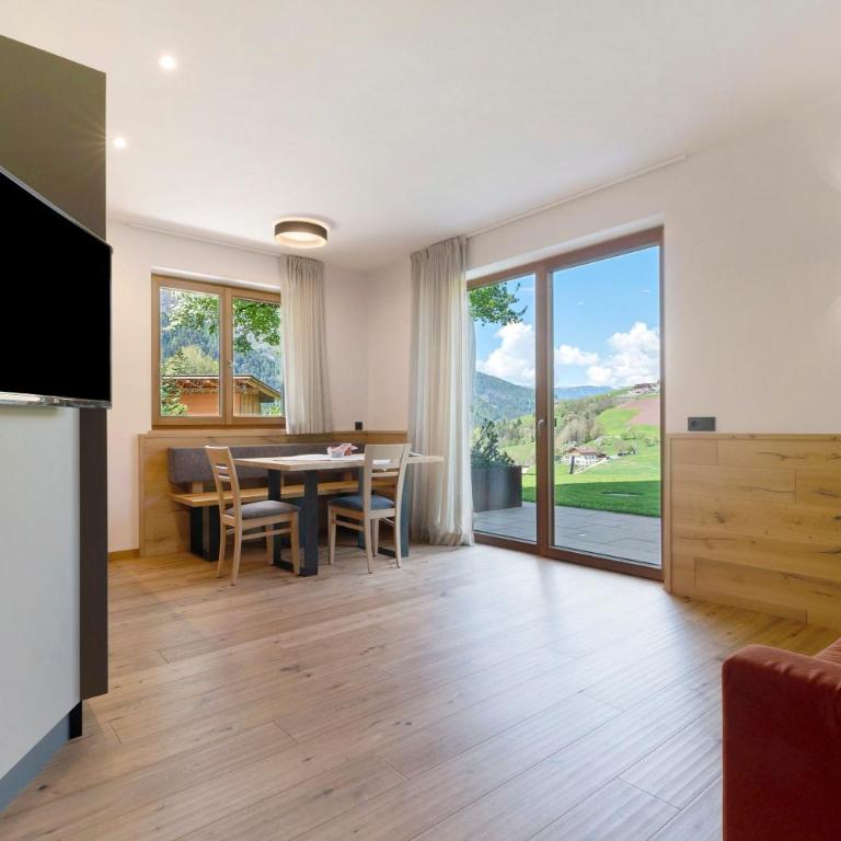 Baumannhof Villnöß - Apartamento de 1 dormitorio con vistas al jardín - 4