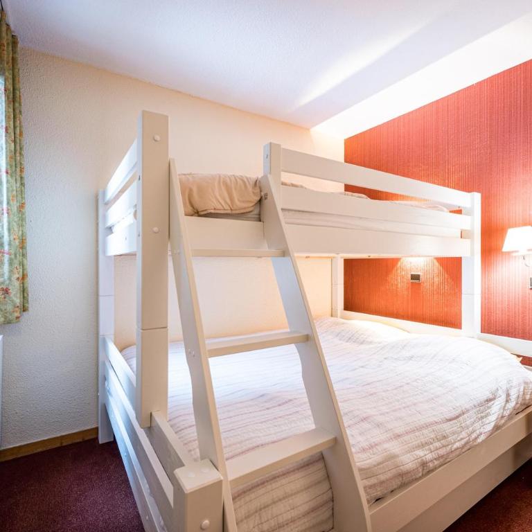 Valmorel - Superior One-Bedroom Apartment with Balcony - 11
