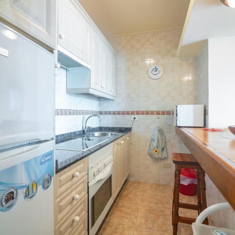 Apartamento Barranco Seco - Two-Bedroom Deluxe Apartment with Balcony - 15