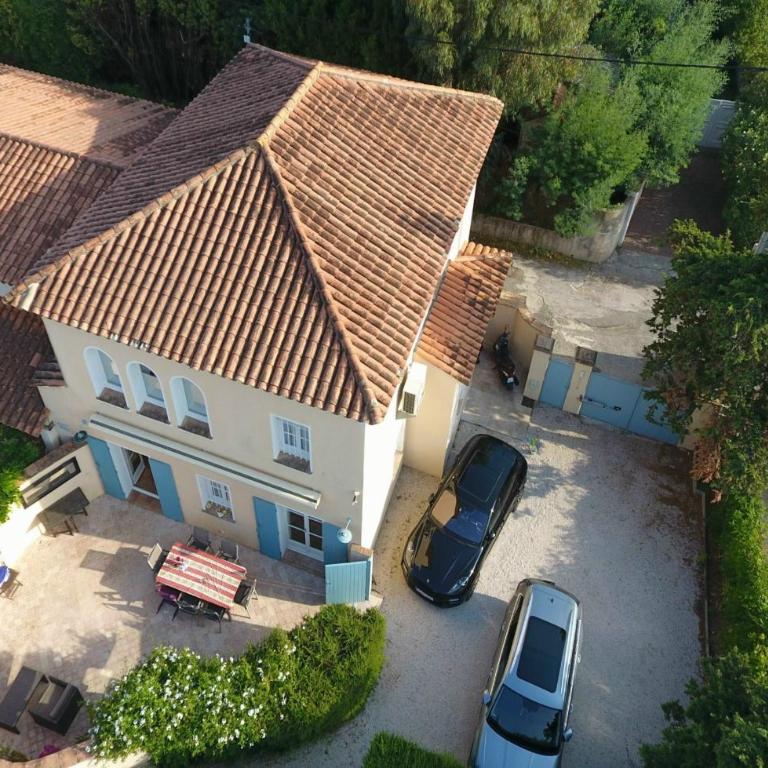 Maison Ferienhaus Grillons - Maison 3 Chambres - 28