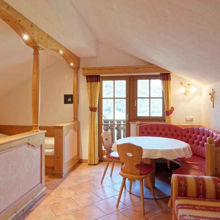 Bruneggerhof Weissenbach - Superior Apartment mit 1 Schlafzimmer und Balkon - 24