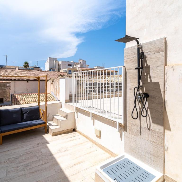 La Rocca Del Gargallo in Ortigia - Appartamento Superior con 1 Camera da Letto e Balcone - 4
