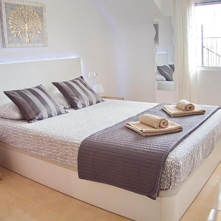 Apartment with large roof solarium - Apartamento Deluxe de 2 dormitorios con balcón - 9