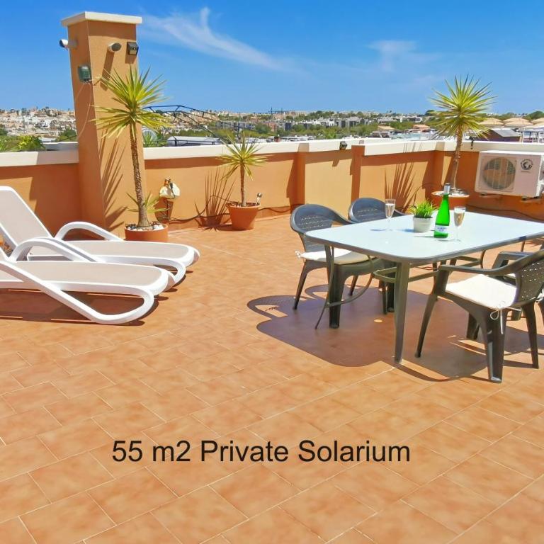 Apartment with large roof solarium - Apartamento Deluxe de 2 dormitorios con balcón - 2