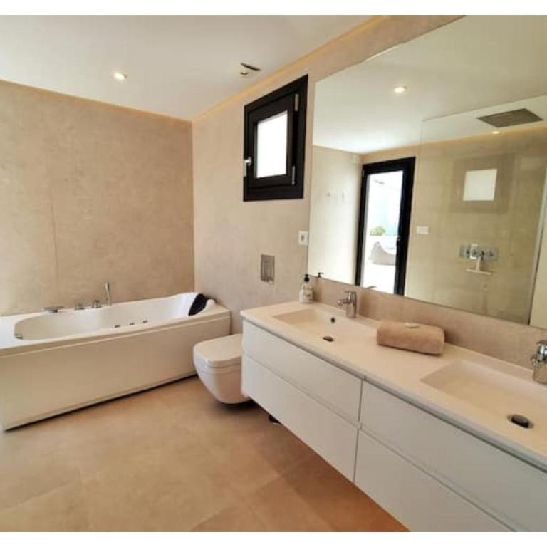 Luxury villa with private pool - Villa con vistas al mar - 12
