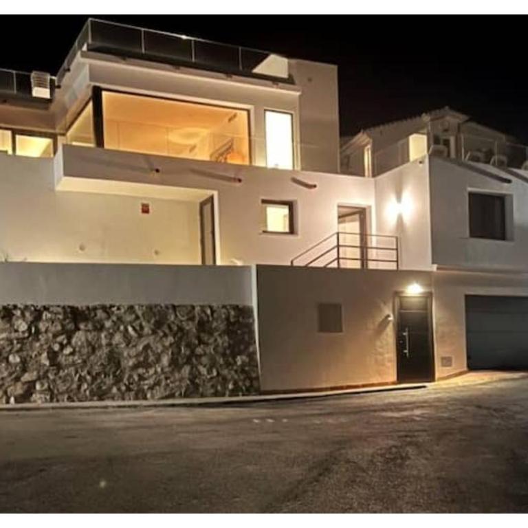 Luxury villa with private pool - Villa con vistas al mar - 33