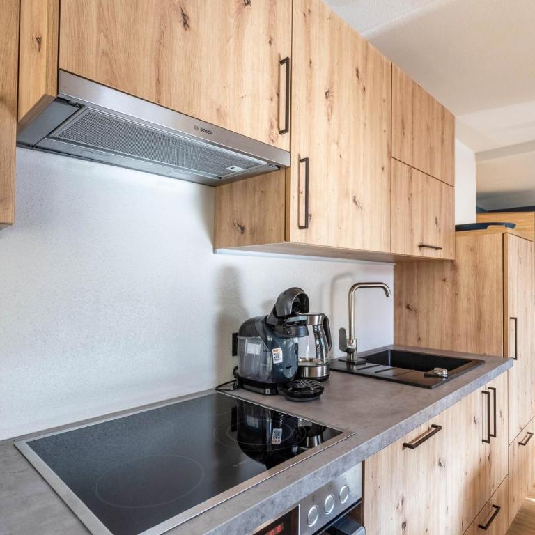 Luisalle Top 5 - Deluxe Apartment mit Balkon und 2 Schlafzimmern - 12