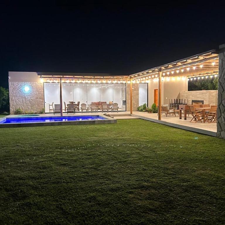 Acogedora casa de campo con piscina y jacuzzi - Villa con piscina privada - 1
