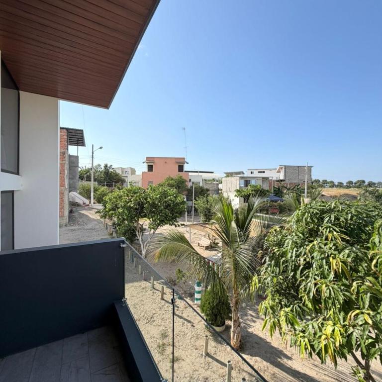 Vive Manta como nunca antes! - Three-Bedroom House - 8