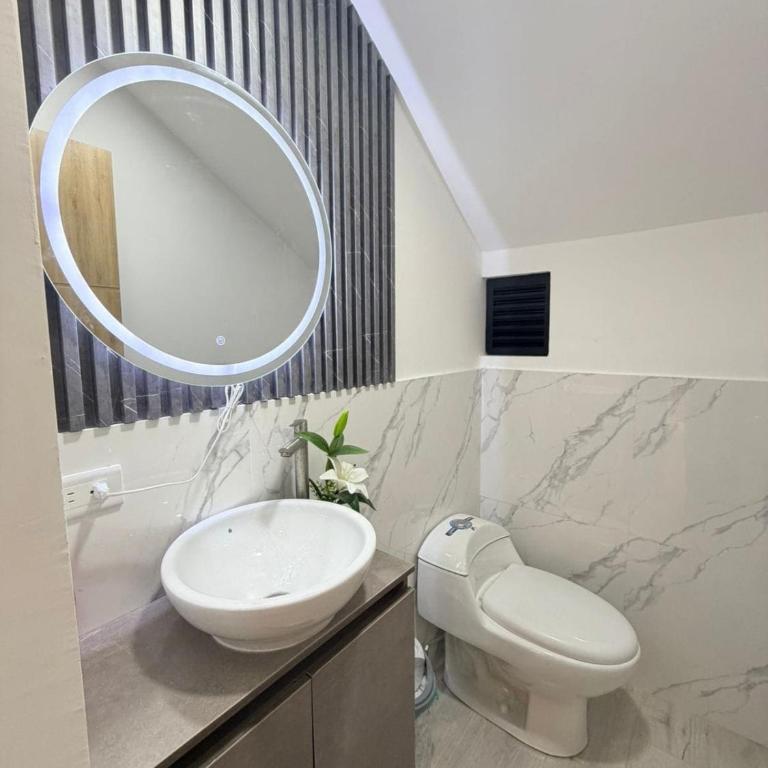 Vive Manta como nunca antes! - Three-Bedroom House - 11