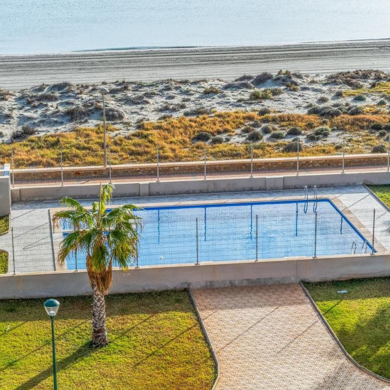 Playa Principe Esc 10 - Two-Bedroom Deluxe Apartment with Ocean View - 4
