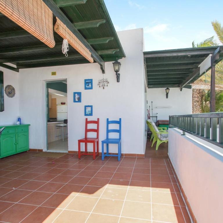 Apartamento Sol y Playa - Two-Bedroom Deluxe Apartment with Ocean View - 2