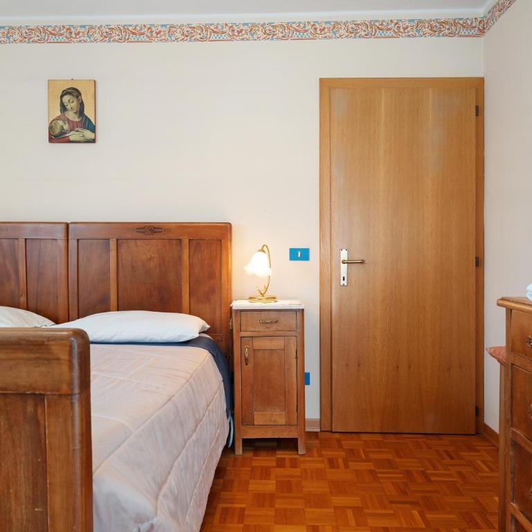 Ciclamino Standard Vittoria - Appartamento Deluxe con 2 Camere da Letto e Vista Giardino - 4