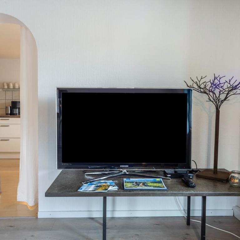 Ferienwohnung Silvia - Apartment mit 1 Schlafzimmer und Gartenblick - 10