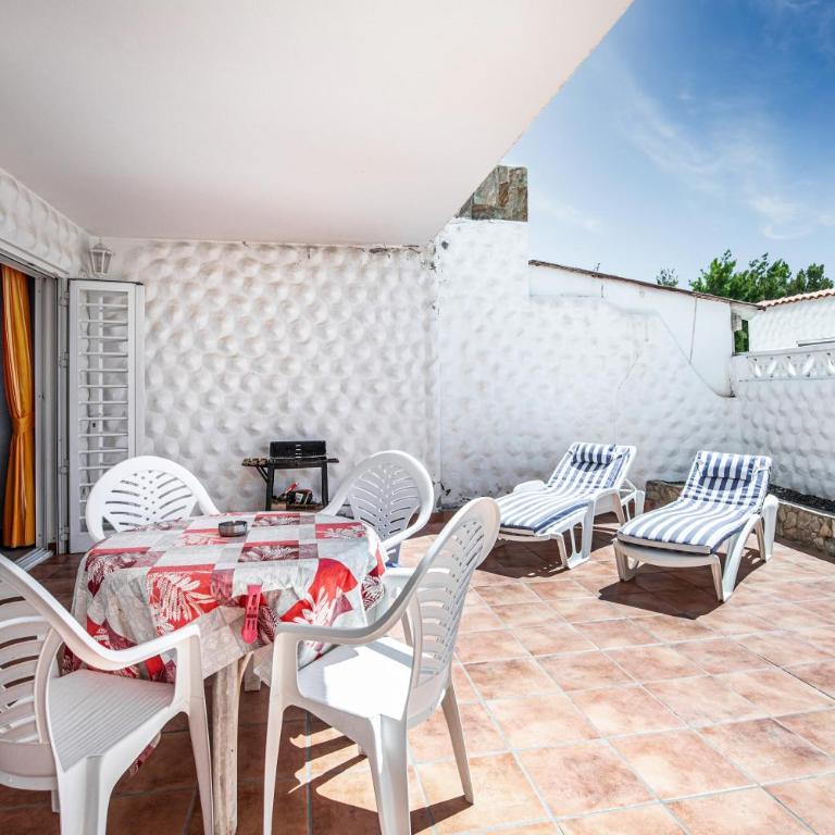Near the beach with huge terrace, parking and wifi - Apartamento de 2 dormitorios con vistas a la montaña - 16