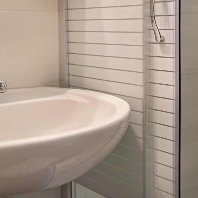 Residence Condor Apt Rosengarten - Appartamento Deluxe con 2 Camere da Letto e Vista Giardino - 19