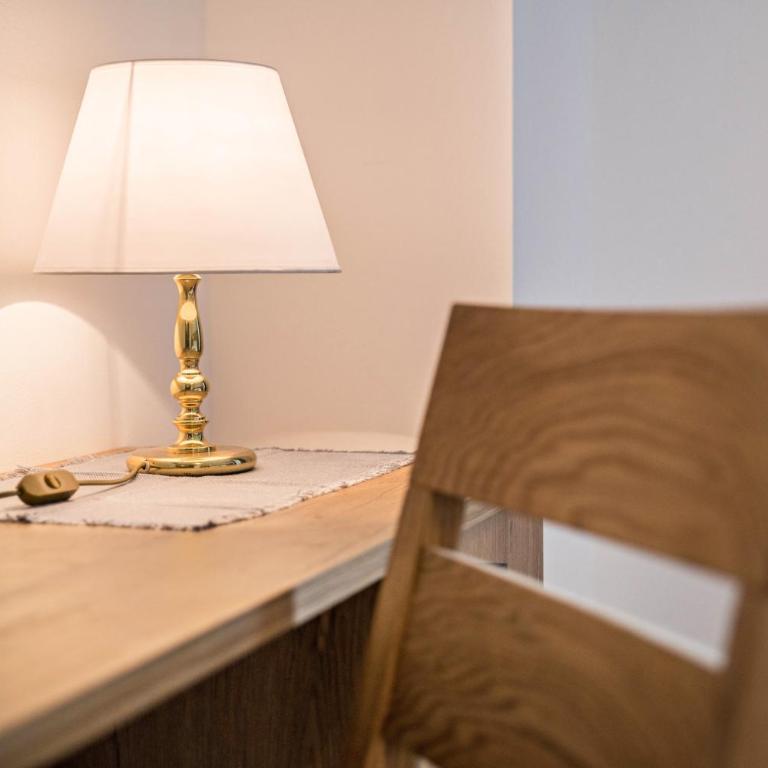 Residence Condor Apt Rosengarten - Appartamento Deluxe con 2 Camere da Letto e Vista Giardino - 21