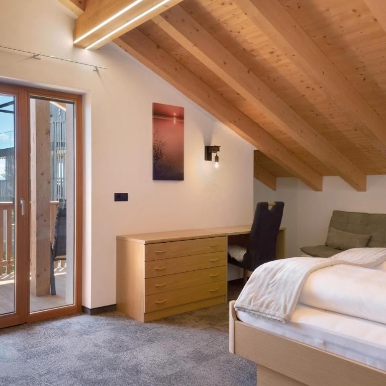 Living Lerchna - Schöne Aussicht 2 - Superior One-Bedroom Apartment with Balcony - 13