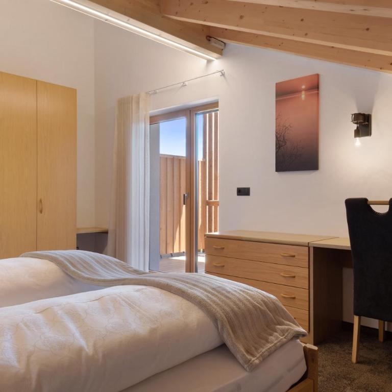 Living Lerchna - Schöne Aussicht 2 - Superior One-Bedroom Apartment with Balcony - 14