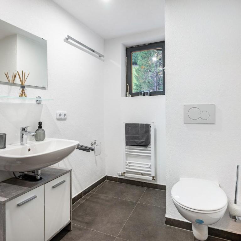 Haus an der Ache - Deluxe Doppelzimmer mit Dusche - 11