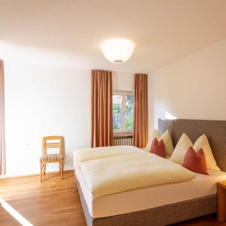 Haus Lohengrin Ferienwohnung 1 - Superior One-Bedroom Apartment with Balcony - 13