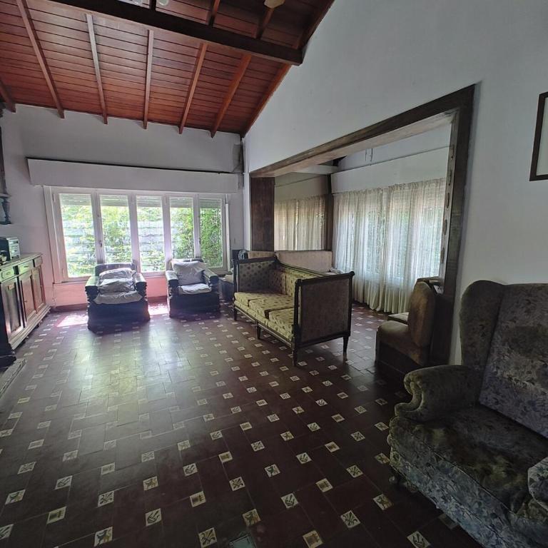 Hasta 10 personas en Zona norte de Mar del Plata con Quincho, a 20 cuadras de la playa - Casa con 1 dormitorio - 22