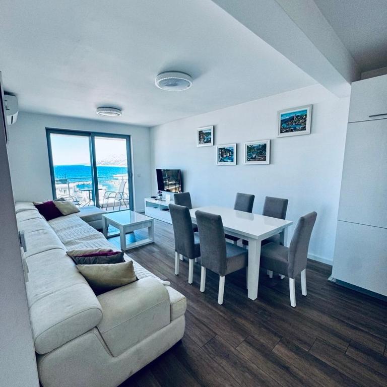 K-Club Marine Soul - Two-Bedroom Apartment with Balcony and Sea View - 21