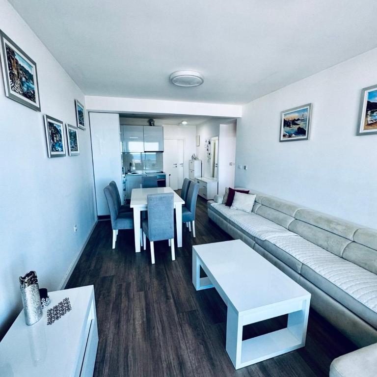 K-Club Marine Soul - Two-Bedroom Apartment with Balcony and Sea View - 22