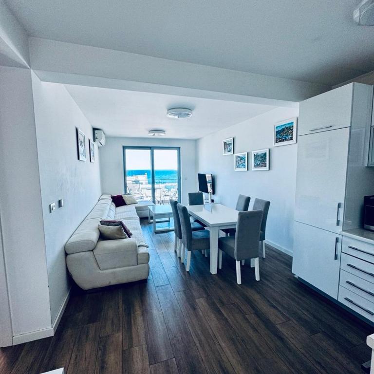 K-Club Marine Soul - Two-Bedroom Apartment with Balcony and Sea View - 23