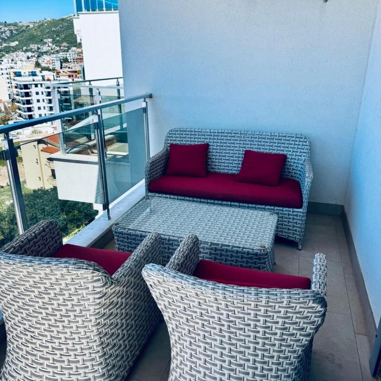 K-Club Marine Soul - Two-Bedroom Apartment with Balcony and Sea View - 30