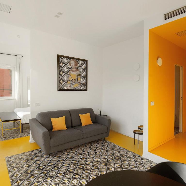 Deluxe Apartments in via Toledo - Appartamento Superior con 1 Camera da Letto e Balcone - 2