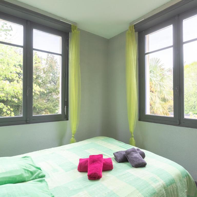 T3 ensoleillé le Vignemale - Two-Bedroom Deluxe Apartment with Garden View - 10