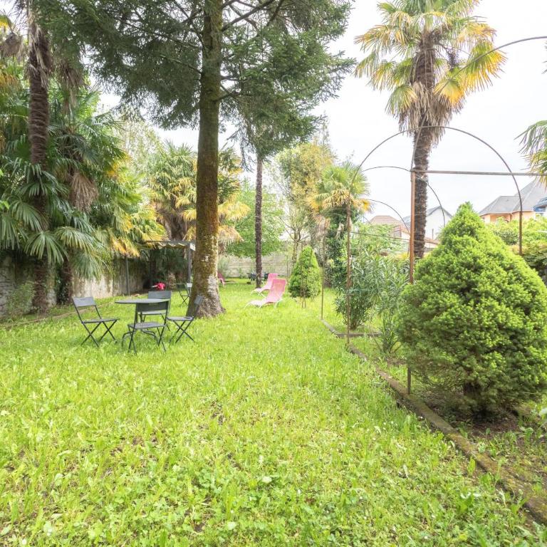 T3 ensoleillé le Vignemale - Two-Bedroom Deluxe Apartment with Garden View - 18