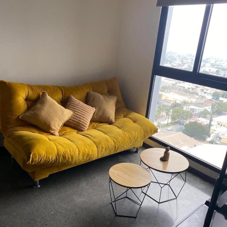 Modern loft with panoramic views - Two-Bedroom Apartment - 18