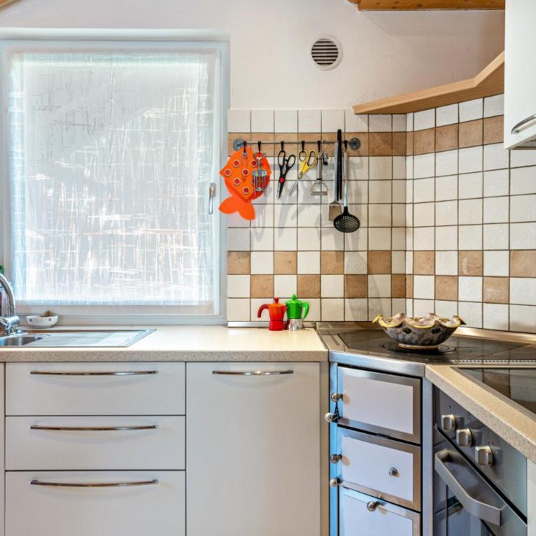 Appartamento Davide - Appartamento Premium con 3 Camere da Letto e Balcone - 7
