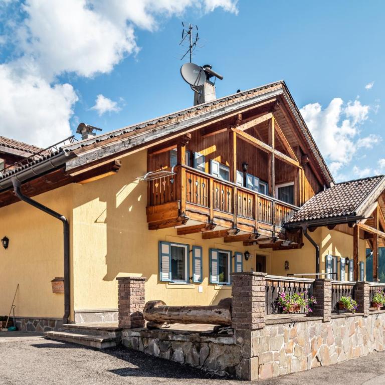 Appartamento Davide - Appartamento Premium con 3 Camere da Letto e Balcone - 2