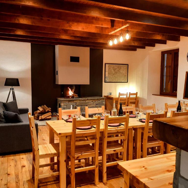 Gite Les Sabots De Venus - Appartement 3 Chambres avec Vue sur la Montagne - 2
