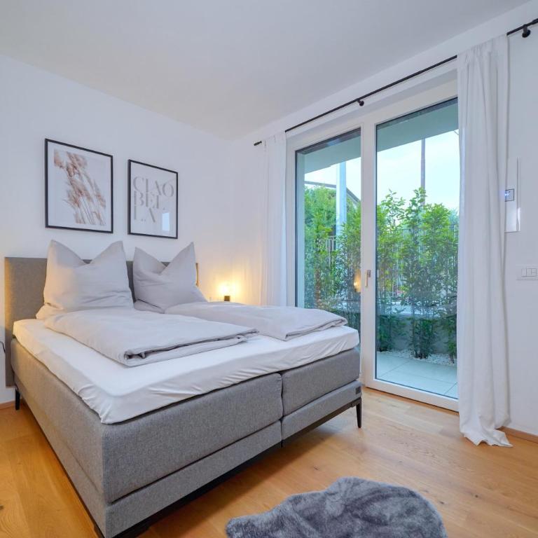 Villa Carmensita Premium Lazise - Appartamento Deluxe con 2 Camere da Letto e Vista Giardino - 7