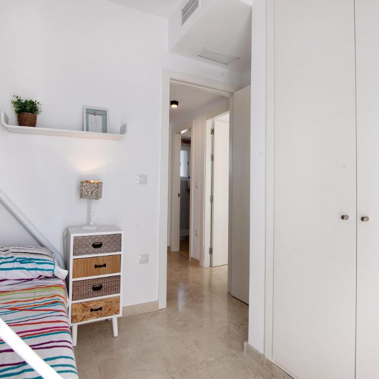 Estrella - Two-Bedroom House - 18