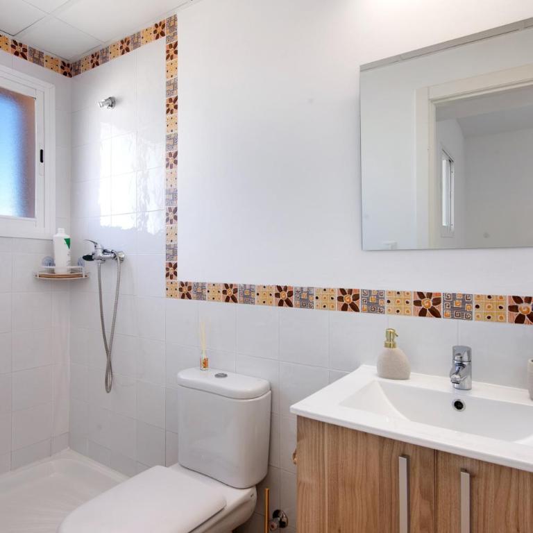 Estrella - Two-Bedroom House - 20