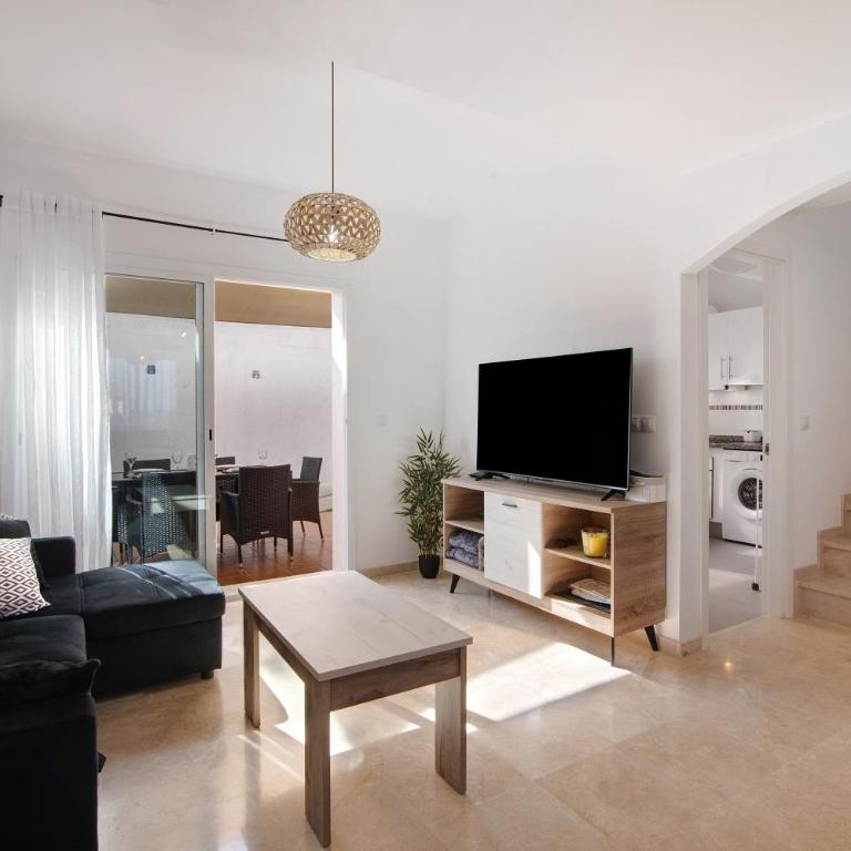 Estrella - Two-Bedroom House - 21