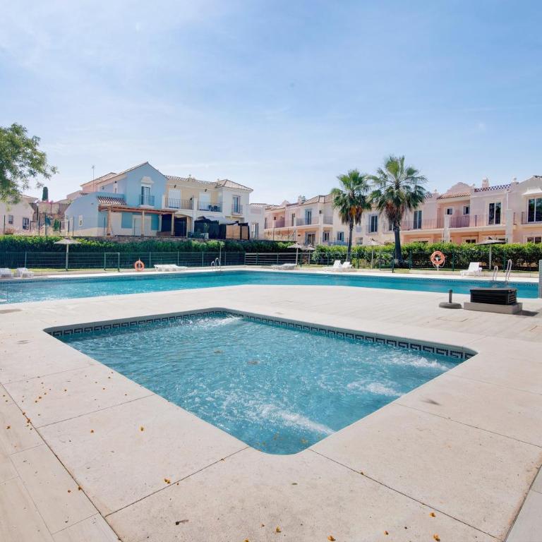Estrella - Two-Bedroom House - 26